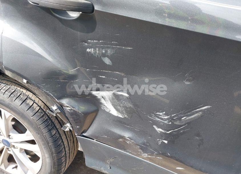 Photo 17 of 2018 Ford Escape S (VIN 1FMCU0F72JUA20472)