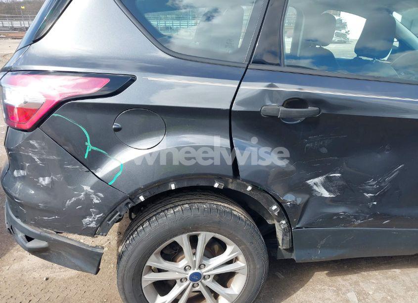 Photo 6 of 2018 Ford Escape S (VIN 1FMCU0F72JUA20472)