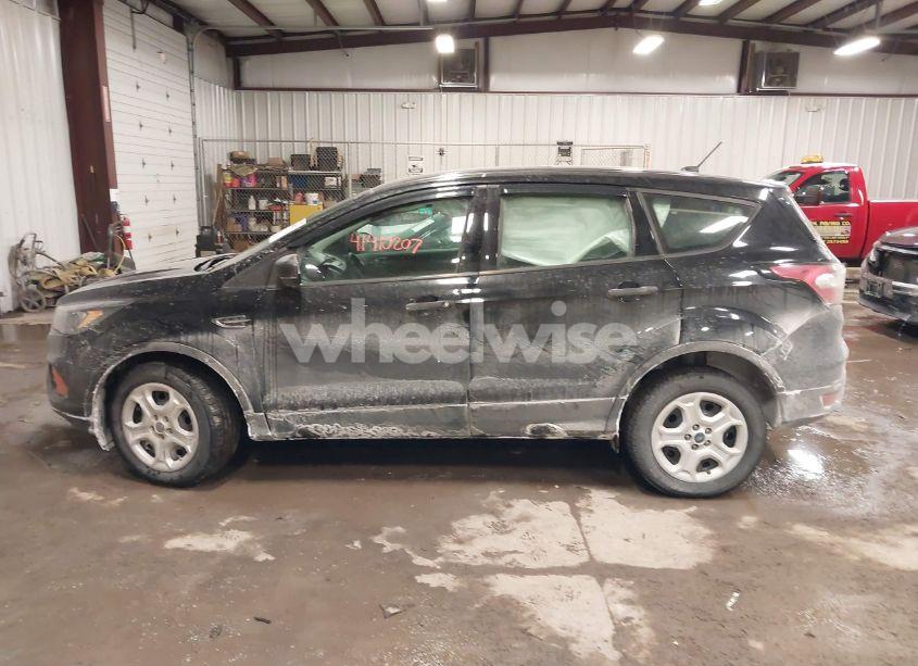 Photo 14 of 2018 Ford Escape S (VIN 1FMCU0F72JUA28457)