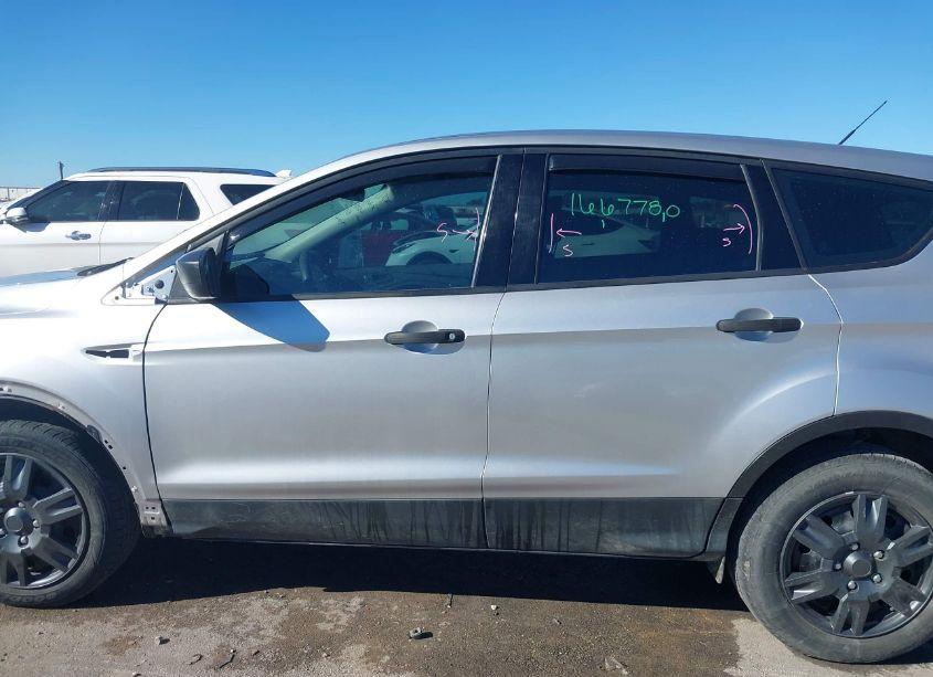 Photo 15 of 2018 Ford Escape S (VIN 1FMCU0F72JUA66576)