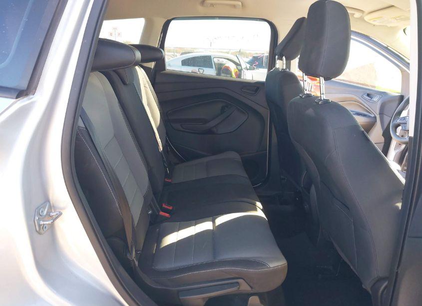 Photo 8 of 2018 Ford Escape S (VIN 1FMCU0F72JUA66576)