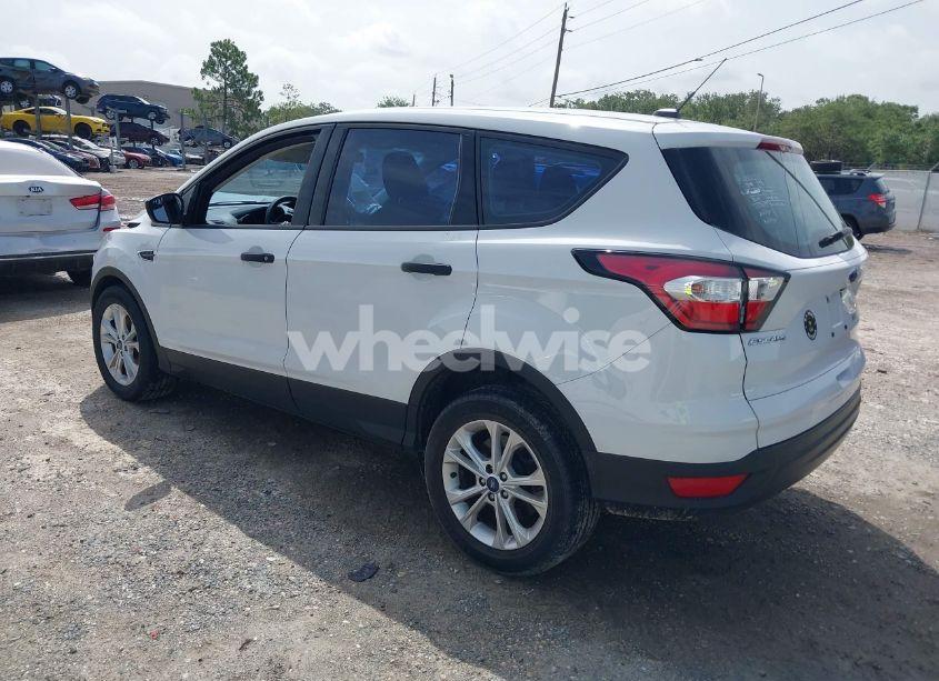 Photo 3 of 2018 Ford Escape S (VIN 1FMCU0F72JUA68019)