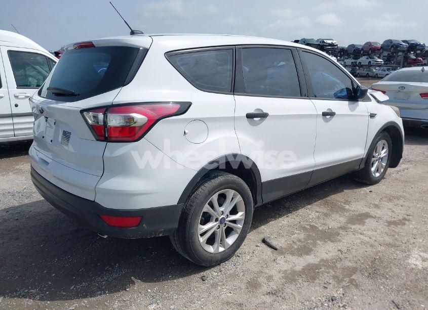 Photo 4 of 2018 Ford Escape S (VIN 1FMCU0F72JUA68019)