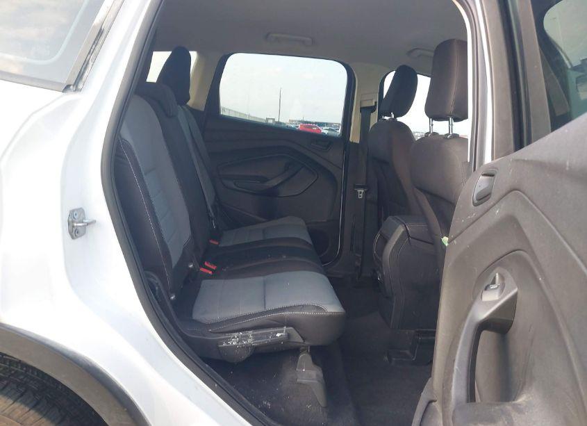 Photo 8 of 2019 Ford Escape S (VIN 1FMCU0F72KUA58415)