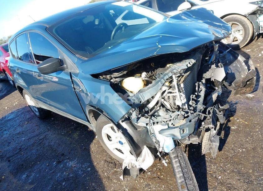 2019 Ford Escape S (VIN 1FMCU0F72KUB93426) main photo