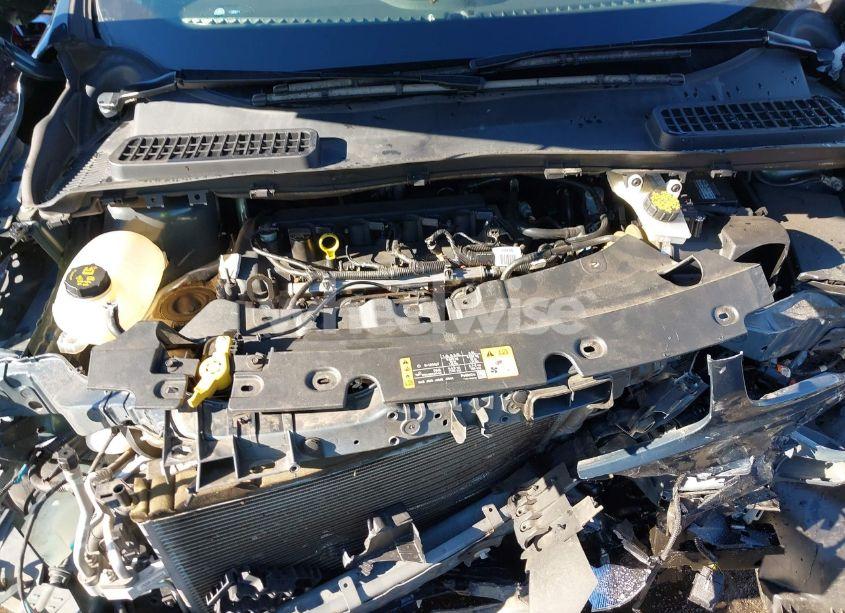 Photo 10 of 2019 Ford Escape S (VIN 1FMCU0F72KUB93426)