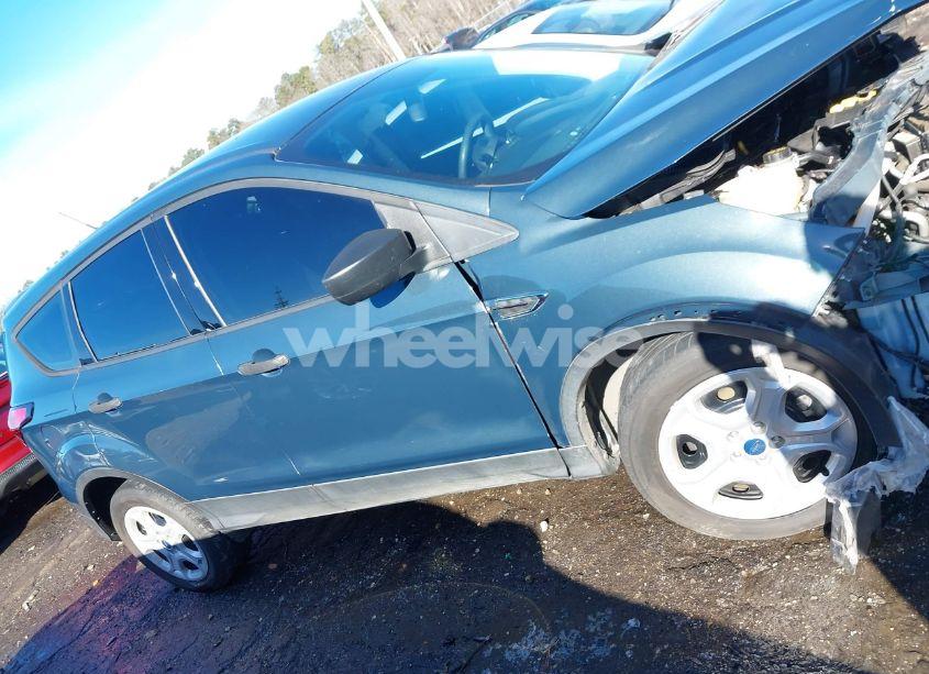 Photo 14 of 2019 Ford Escape S (VIN 1FMCU0F72KUB93426)