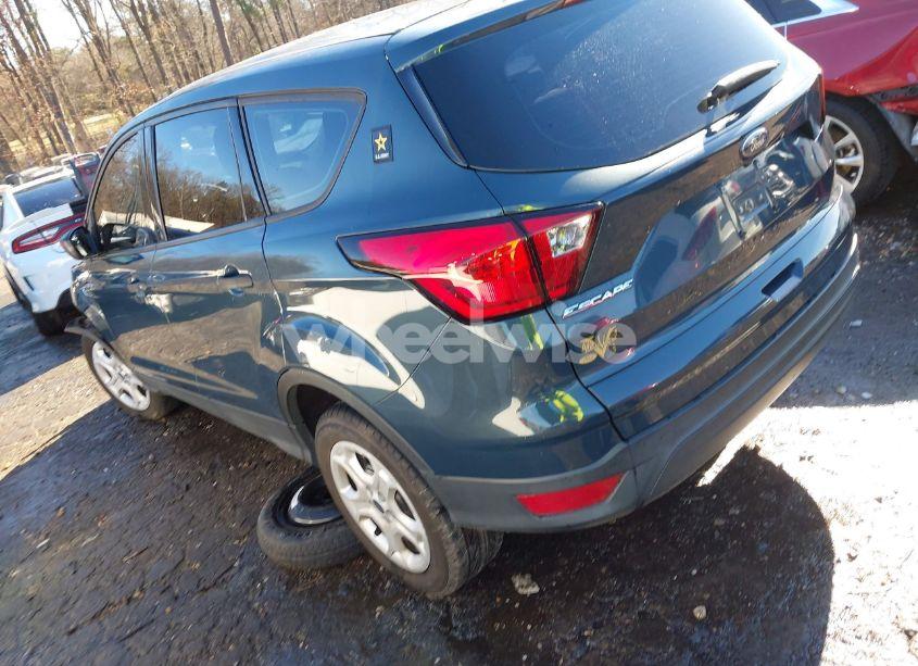 Photo 3 of 2019 Ford Escape S (VIN 1FMCU0F72KUB93426)