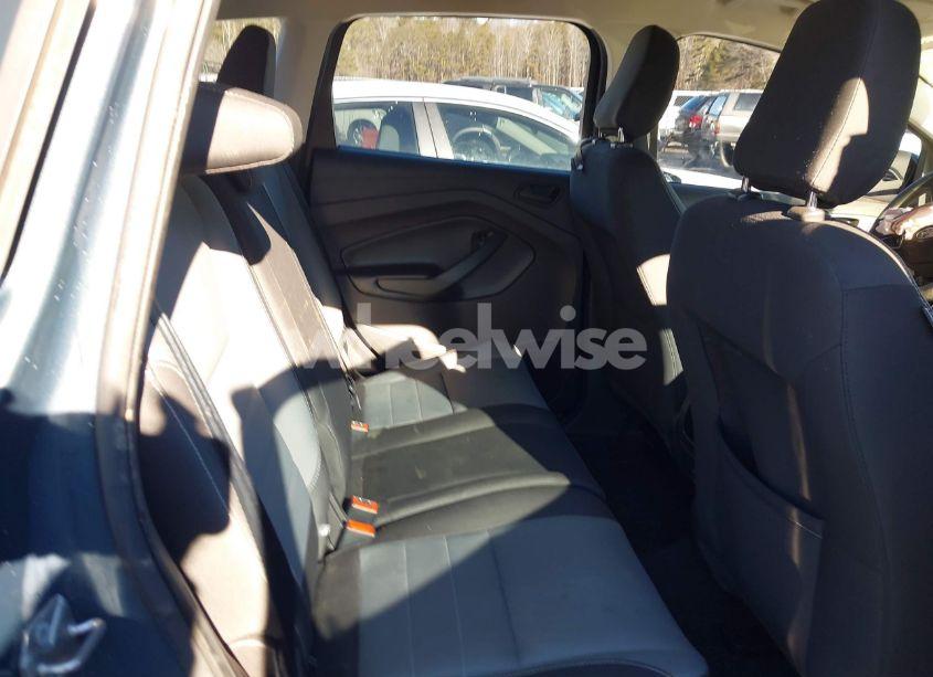 Photo 8 of 2019 Ford Escape S (VIN 1FMCU0F72KUB93426)