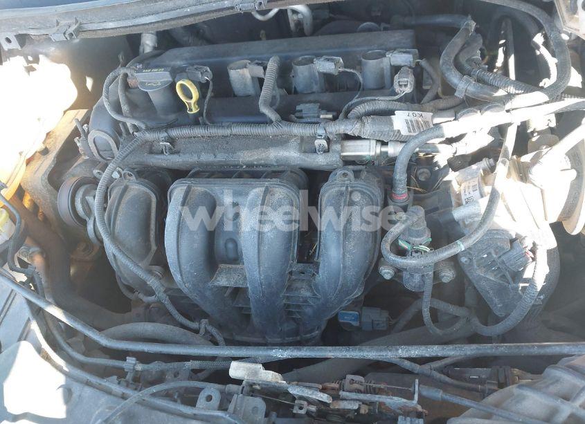 Photo 10 of 2013 Ford Escape S (VIN 1FMCU0F73DUA53212)