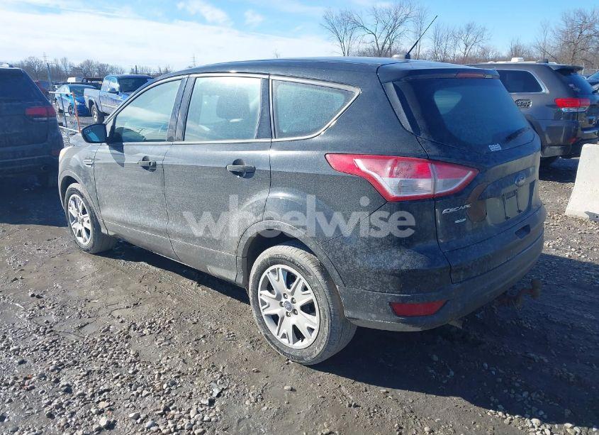 Photo 3 of 2013 Ford Escape S (VIN 1FMCU0F73DUA53212)