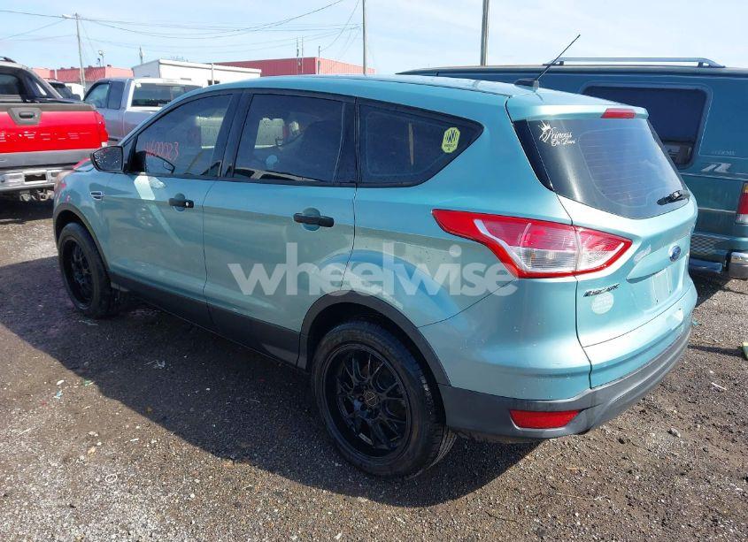 Photo 3 of 2013 Ford Escape S (VIN 1FMCU0F73DUA90891)