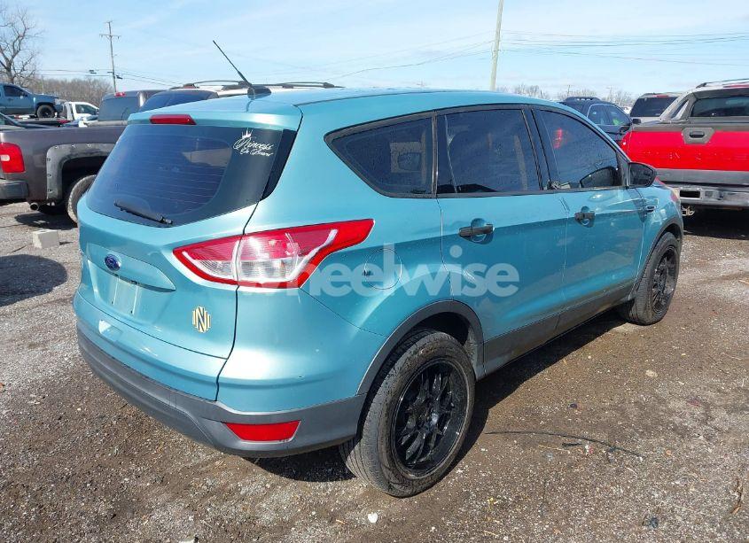 Photo 4 of 2013 Ford Escape S (VIN 1FMCU0F73DUA90891)