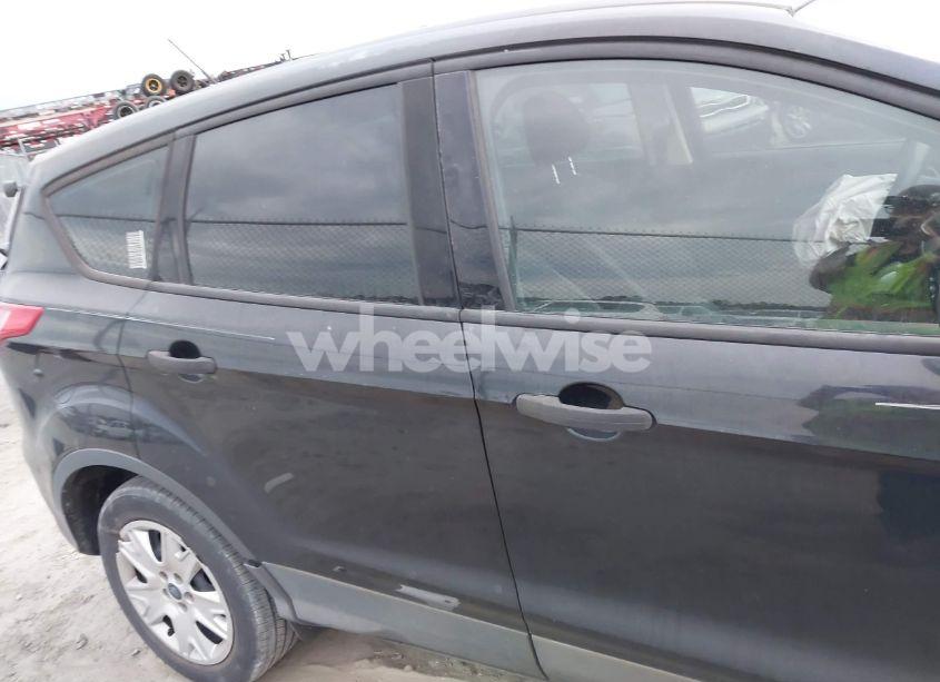 Photo 14 of 2013 Ford Escape S (VIN 1FMCU0F73DUB28880)