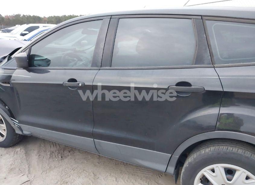 Photo 15 of 2013 Ford Escape S (VIN 1FMCU0F73DUB28880)