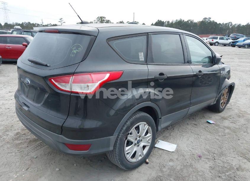 Photo 4 of 2013 Ford Escape S (VIN 1FMCU0F73DUB28880)