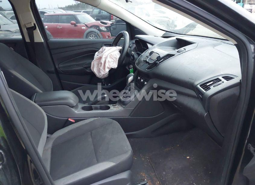 Photo 5 of 2013 Ford Escape S (VIN 1FMCU0F73DUB28880)