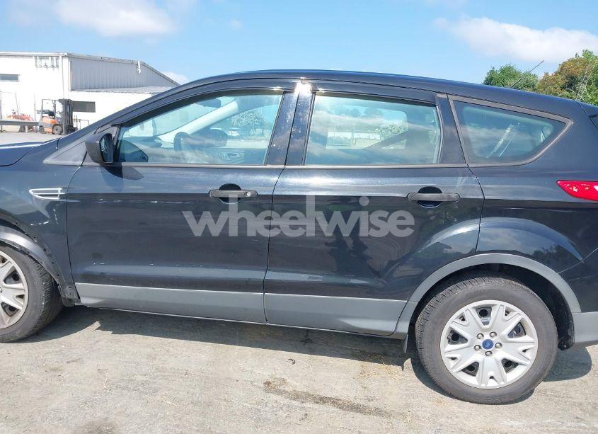 Photo 14 of 2013 Ford Escape S (VIN 1FMCU0F73DUC08230)