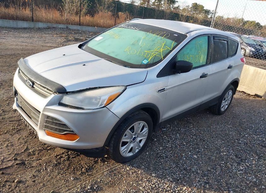 Photo 2 of 2014 Ford Escape S (VIN 1FMCU0F73EUB52243)