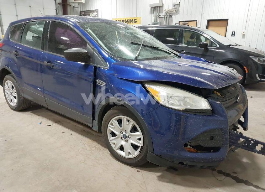 2014 Ford Escape S (VIN 1FMCU0F73EUD24884) main photo