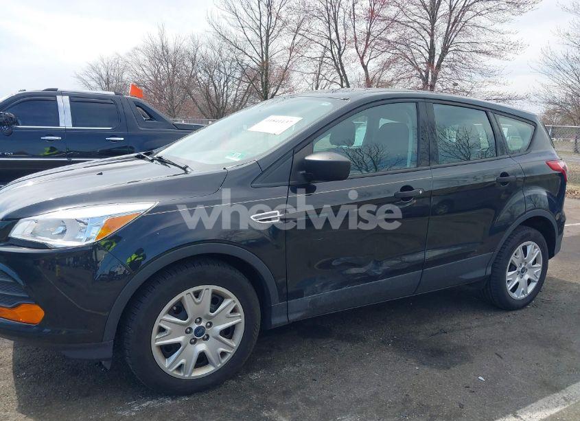 Photo 6 of 2015 Ford Escape S (VIN 1FMCU0F73FUA47879)