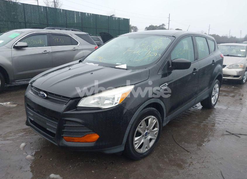 Photo 2 of 2015 Ford Escape S (VIN 1FMCU0F73FUA72989)