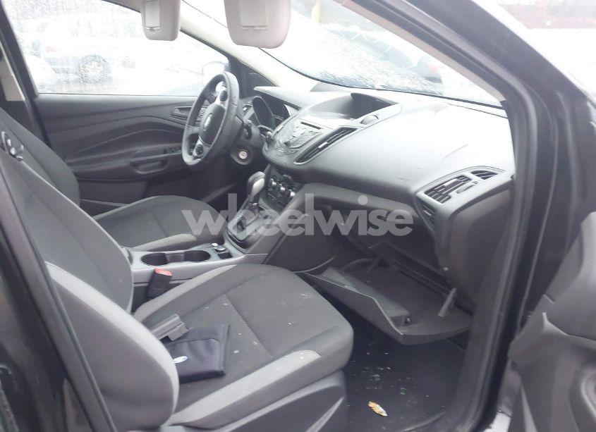 Photo 5 of 2015 Ford Escape S (VIN 1FMCU0F73FUA72989)