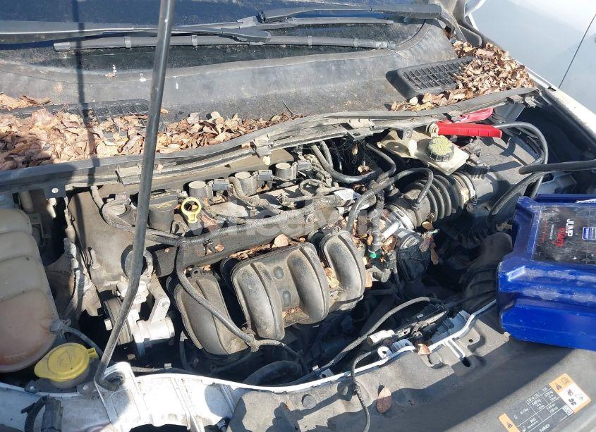 Photo 10 of 2015 Ford Escape S (VIN 1FMCU0F73FUB45245)