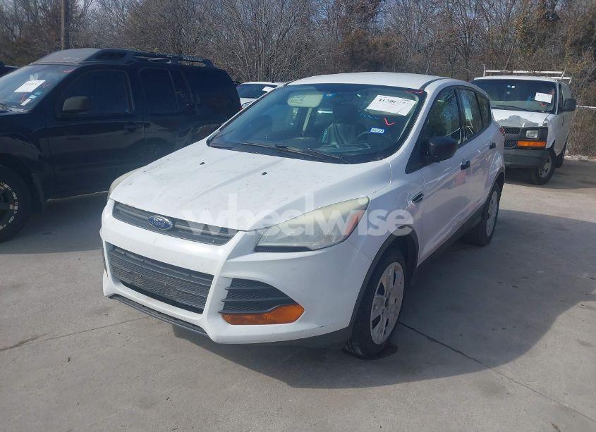 Photo 2 of 2015 Ford Escape S (VIN 1FMCU0F73FUB45245)
