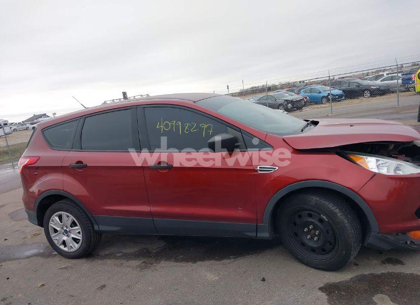 Photo 13 of 2015 Ford Escape S (VIN 1FMCU0F73FUB62157)