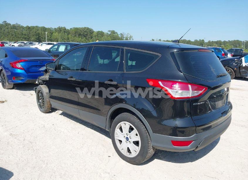Photo 3 of 2015 Ford Escape S (VIN 1FMCU0F73FUB68234)