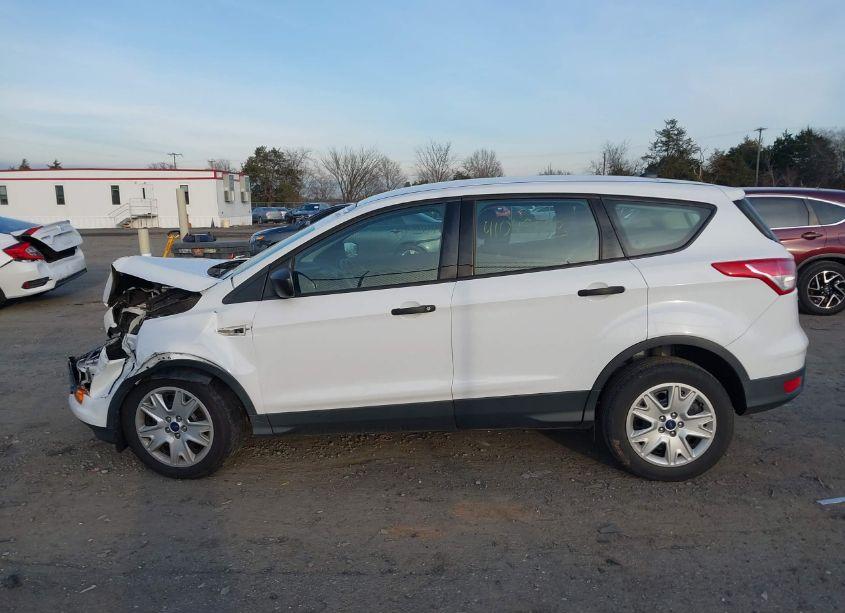 Photo 14 of 2015 Ford Escape S (VIN 1FMCU0F73FUC21398)