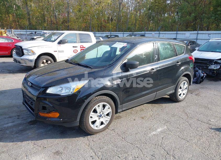 Photo 2 of 2016 Ford Escape S (VIN 1FMCU0F73GUA65428)