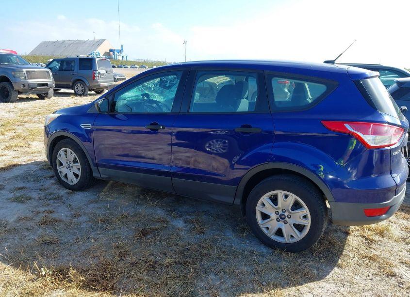 Photo 15 of 2016 Ford Escape S (VIN 1FMCU0F73GUB04180)