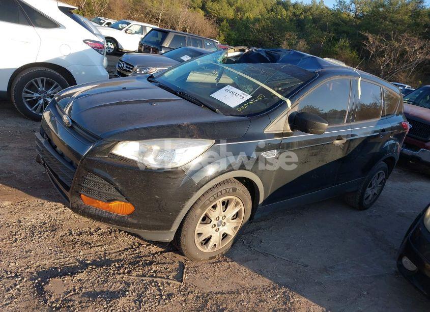 Photo 2 of 2016 Ford Escape S (VIN 1FMCU0F73GUC05235)