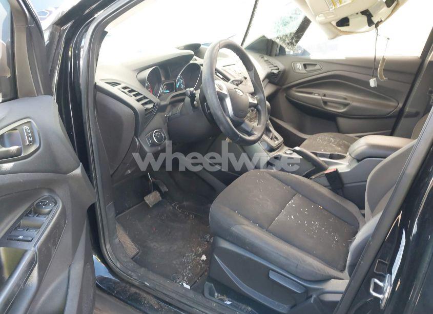 Photo 5 of 2016 Ford Escape S (VIN 1FMCU0F73GUC05235)