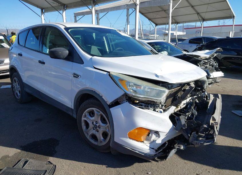 2017 Ford Escape S (VIN 1FMCU0F73HUB89636) main photo