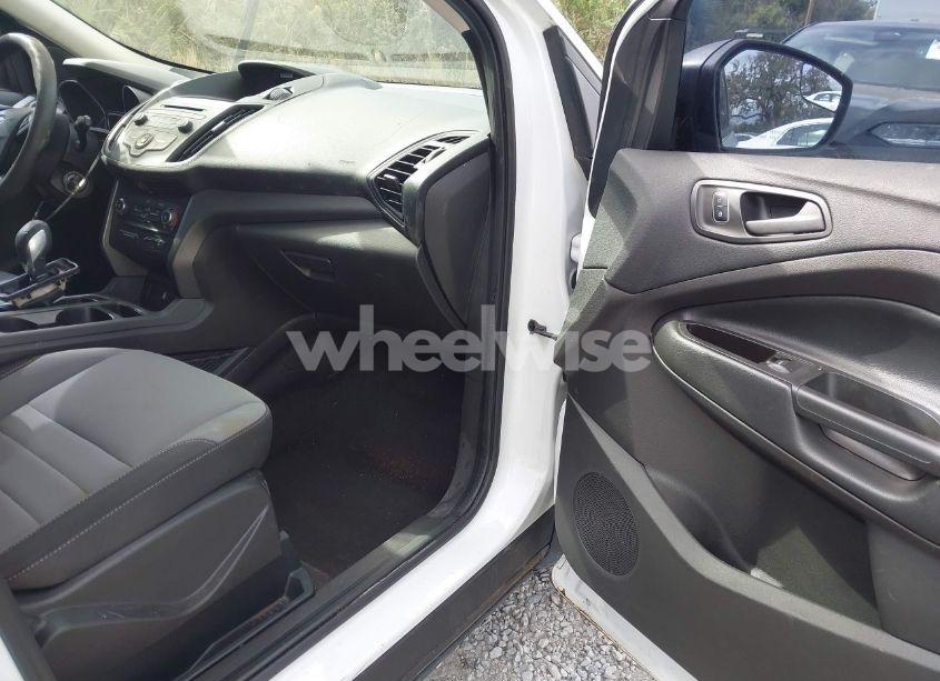 Photo 5 of 2017 Ford Escape S (VIN 1FMCU0F73HUE20888)