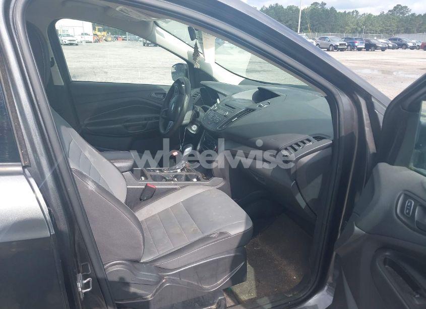 Photo 5 of 2017 Ford Escape S (VIN 1FMCU0F73HUE63885)