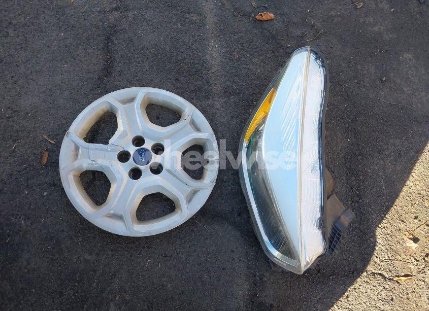 Photo 12 of 2017 Ford Escape S (VIN 1FMCU0F73HUE64082)