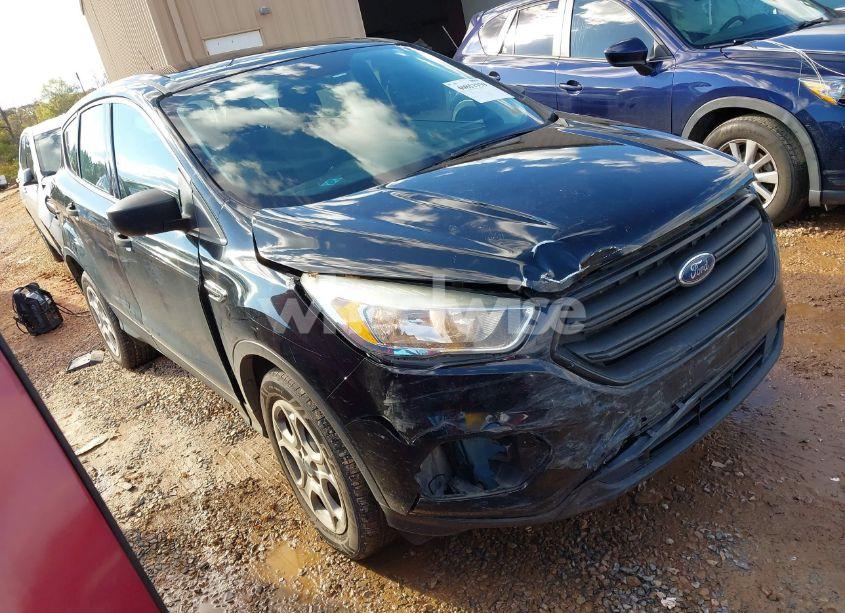 2017 Ford Escape S (VIN 1FMCU0F73HUE84297) main photo