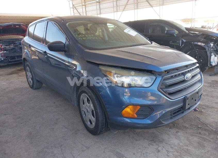 2018 Ford Escape S (VIN 1FMCU0F73JUA22389) main photo