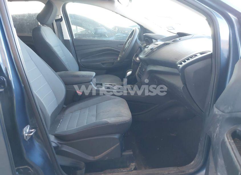 Photo 5 of 2018 Ford Escape S (VIN 1FMCU0F73JUA22389)