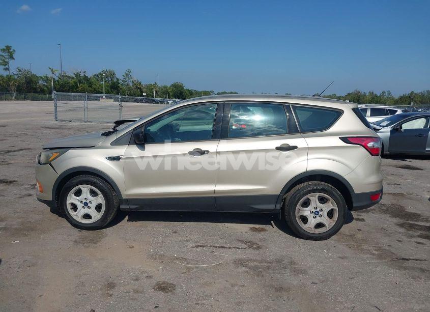 Photo 14 of 2018 Ford Escape S (VIN 1FMCU0F73JUA27916)