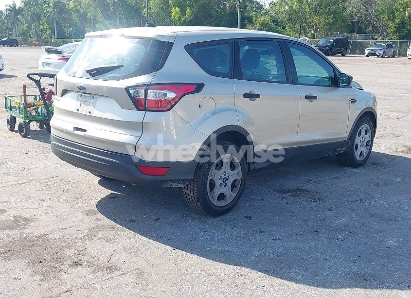 Photo 4 of 2018 Ford Escape S (VIN 1FMCU0F73JUA27916)