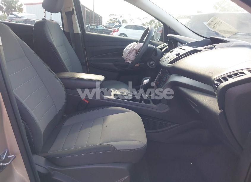 Photo 5 of 2018 Ford Escape S (VIN 1FMCU0F73JUA27916)