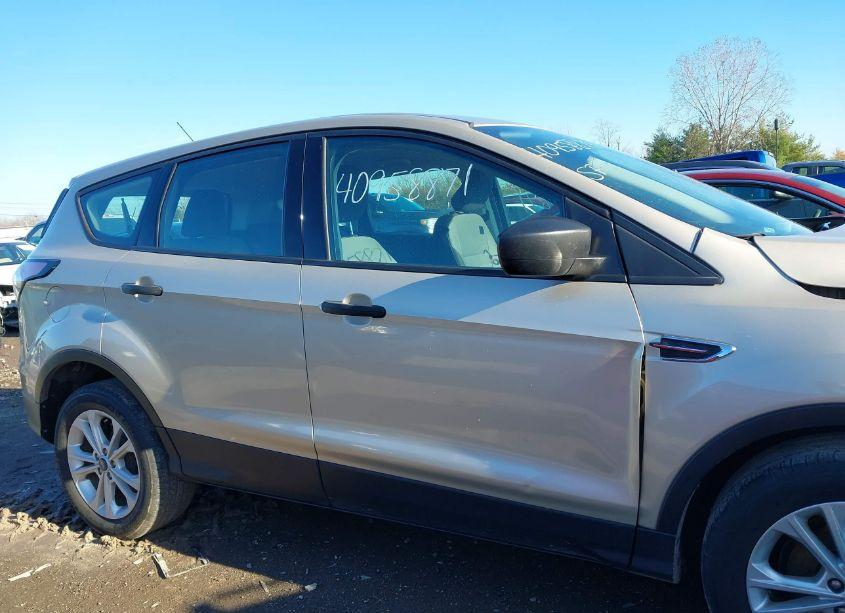 Photo 14 of 2018 Ford Escape S (VIN 1FMCU0F73JUA29391)