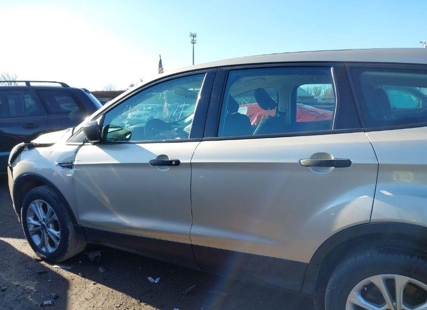 Photo 15 of 2018 Ford Escape S (VIN 1FMCU0F73JUA29391)