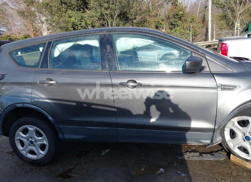 Photo 13 of 2018 Ford Escape S (VIN 1FMCU0F73JUB20094)