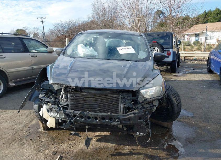 Photo 6 of 2018 Ford Escape S (VIN 1FMCU0F73JUB20094)